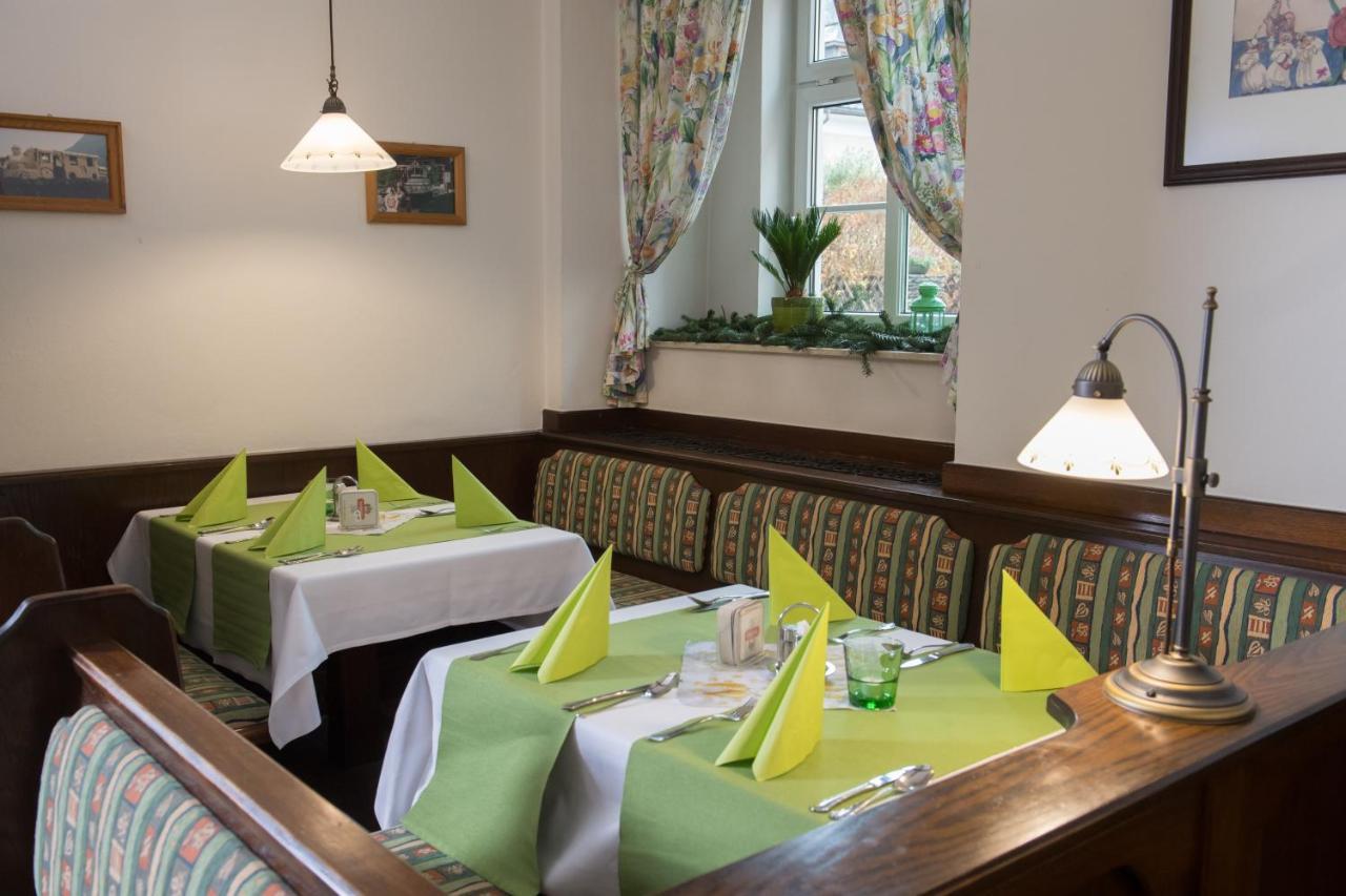 Hotel Blaue Traube Bad Aussee Exterior foto